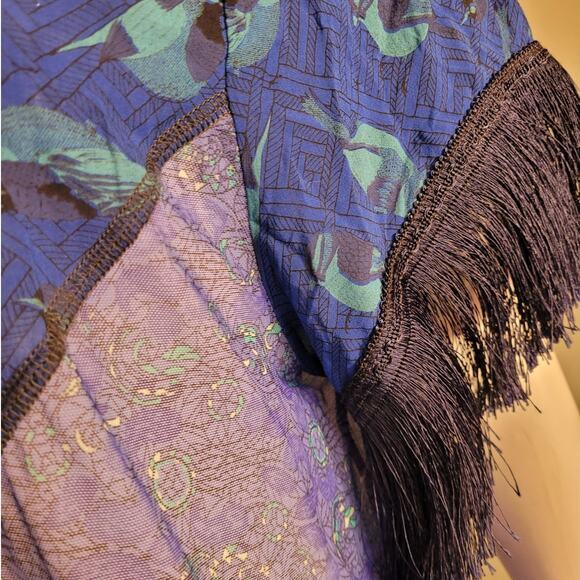 Maaji Fringe Robe Shawl Beach Cover-Up Small Graphic  Dark Floral Indie Boho - Picture 9 of 10